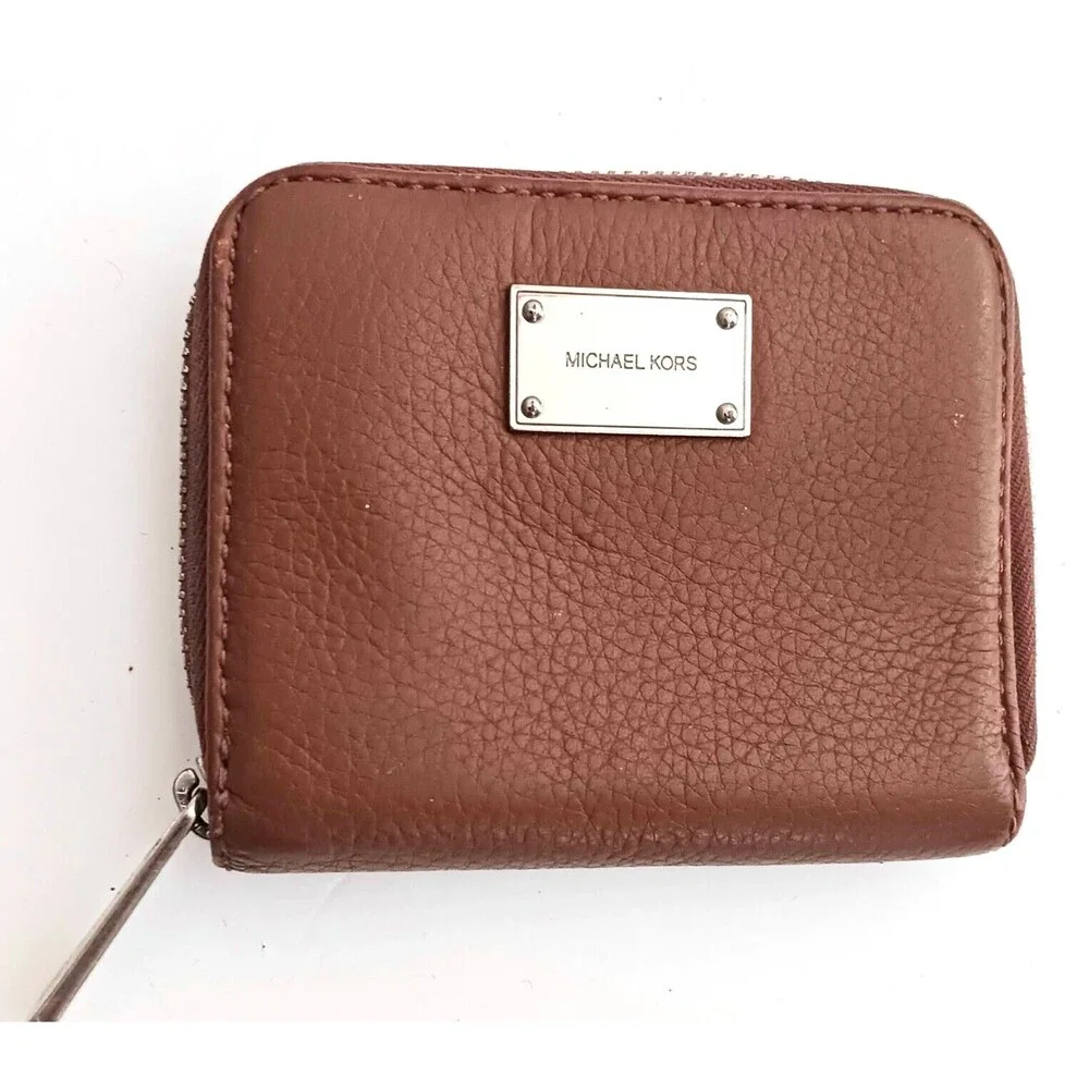 Michael Kors Brown Pebbled Leather 4X5 Zip Around Wallet Silver Leather Lining